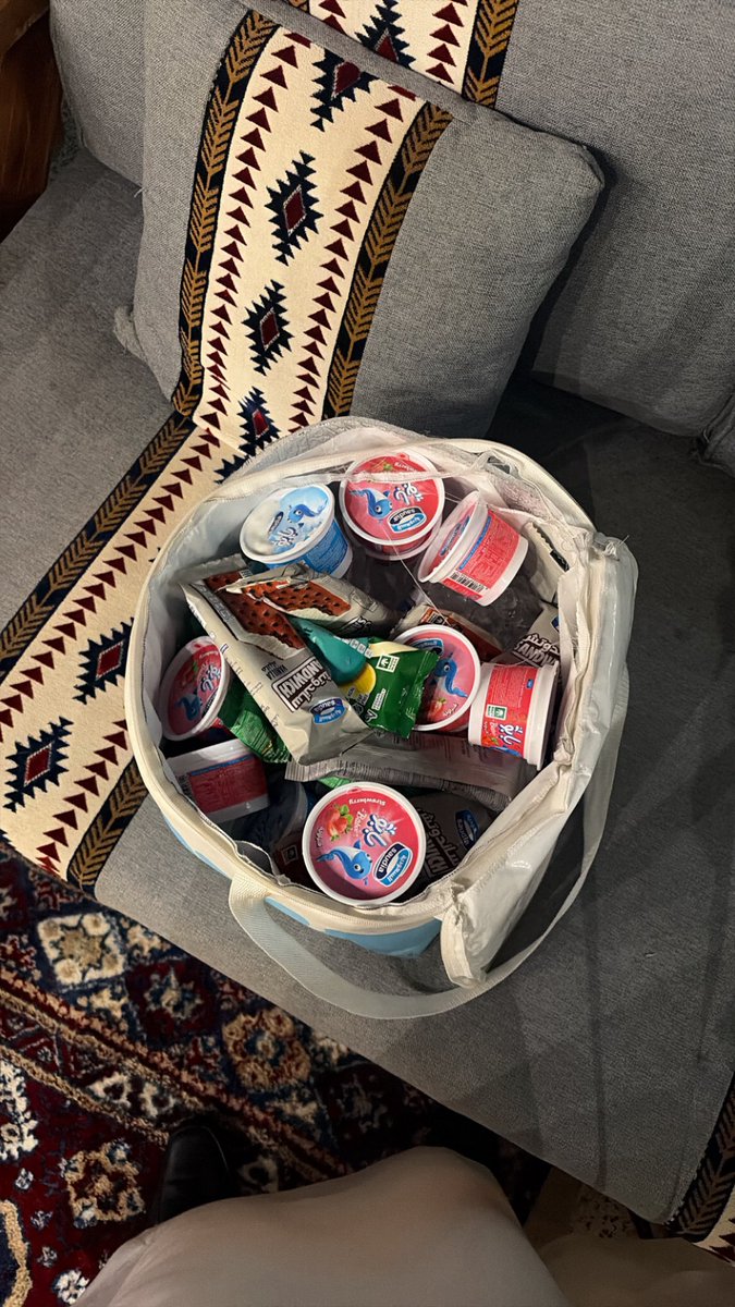 R_mkc_'s tweet photo. ثاني العيد
🫶🏻🍦❄️🌨️🎆 https://t.co/hOuwd9b5vo