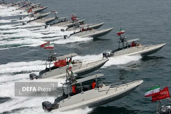 armawnii's tweet photo. Who would've thought the mighty U.S. Navy would get humbled by a few IRGC speedboats? 😂 https://t.co/35uWCMbJR5