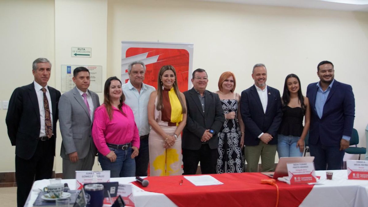 InviciblesInven's tweet photo. Consejo Superior designó y posesionó al profesor Jonh Jairo Méndez como nuevo rector de la Universidad del Tolima para el periodo 2026 -2030 https://t.co/LnhGhziiSo