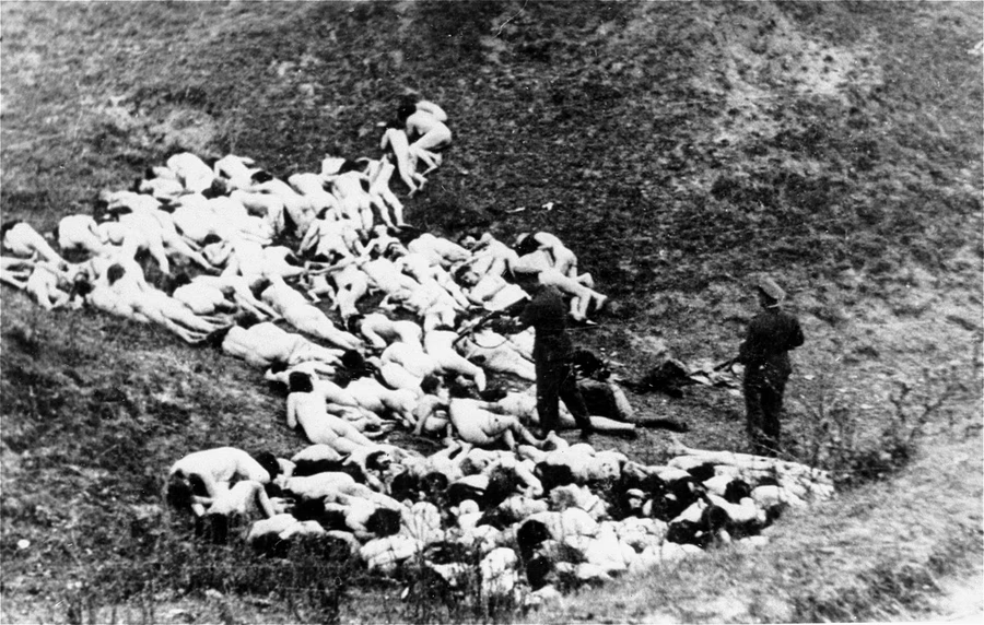ChlnChumer's tweet photo. @Emilpojken2 we remember, we won't forget what the SS did https://t.co/9YXu6DKmnu