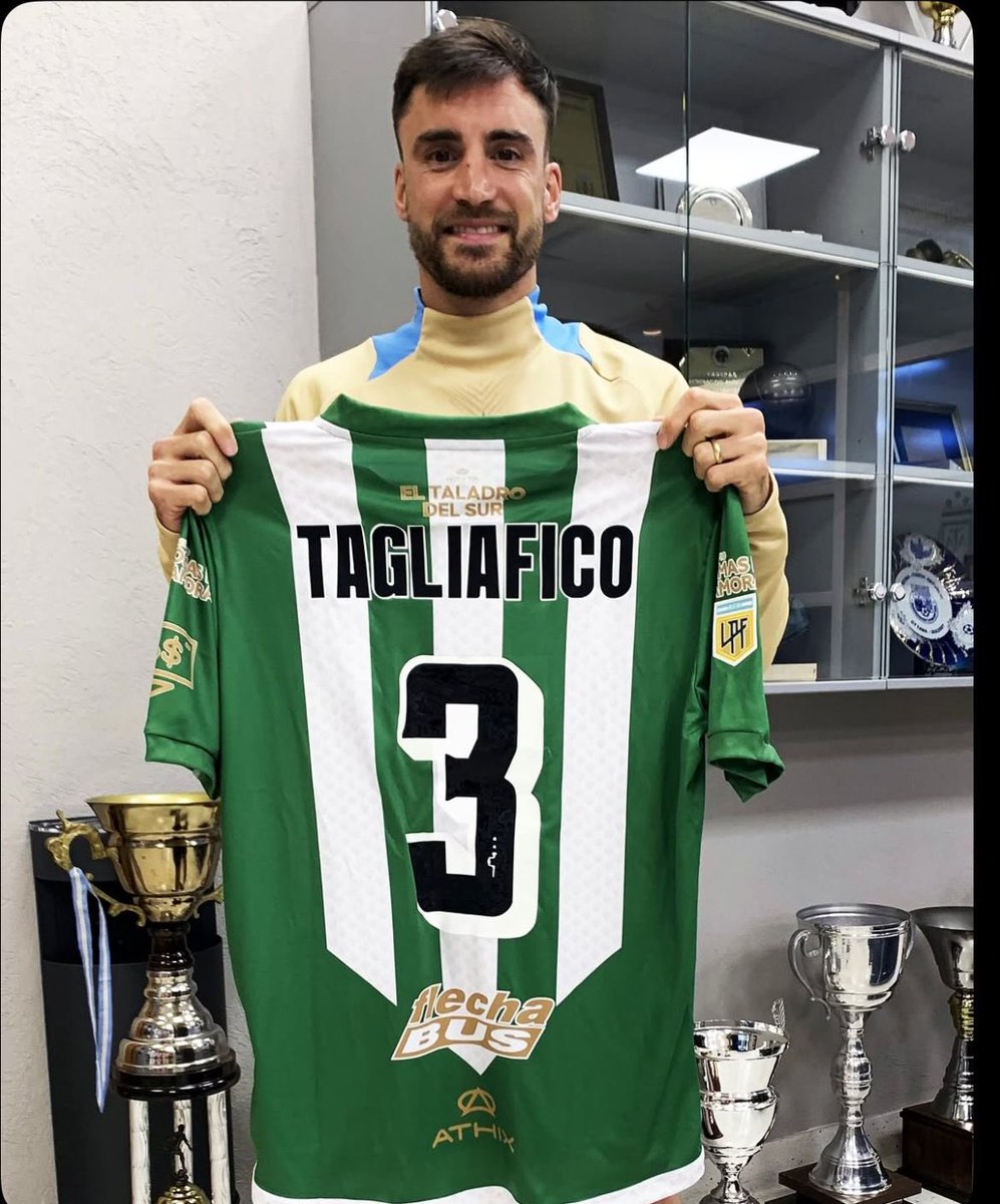nicoberon_ok's tweet photo. ADN BANFILEÑO CAMPEÓN DEL MUNDO PRESENTE 💚🤍🇦🇷🇦🇷 https://t.co/DFiK0XZ12g