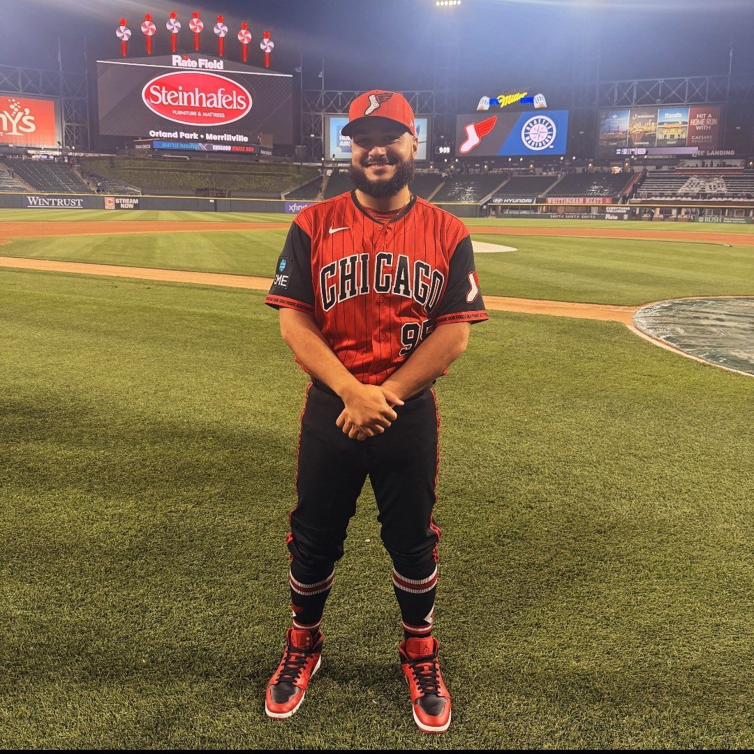 tony_baseball_'s tweet photo. On this date 26 years ago, I went to my first ever White Sox game with my dad, grandpa, and three uncles. Now, all these years later, I get to wear the uniform and coach for that same team. It's crazy where this game can take you. https://t.co/gP6GfVVWz5