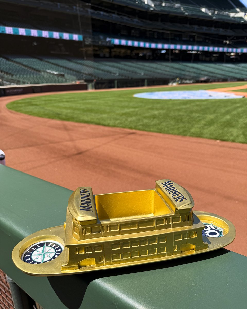 MsSEAchange's tweet photo. Our Broadcast Auction is live and with a $150 donation, you’ll receive an exclusive gold 50 Seasons ferry boat. Your gift helps provide uniforms for baseball and softball players in the @MLBRBI West Regional tournament. Limited supplies remain!

🔗 https://t.co/p7Z0ZwbHkg https://t.co/RzJRm7MZMb