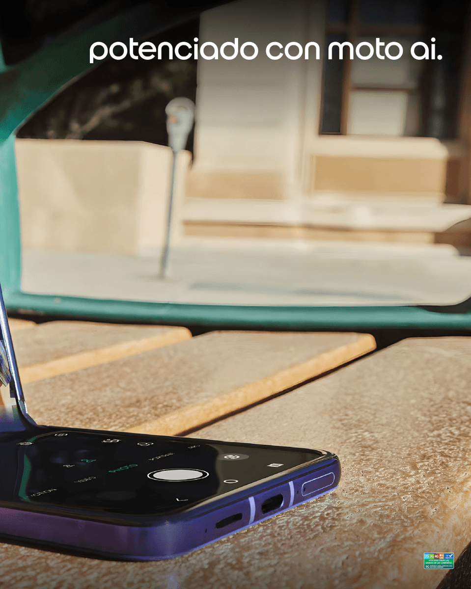 MotorolaCL's tweet photo. El nuevo #razr70ultra con #motoai potencia cada captura para que solo te preocupes de crear. 📸

Encuéntralo en Motorola Stores y https://t.co/PpKFNS5P17

#MotorolaChile #MakeItIconic https://t.co/4P3t7ebYay