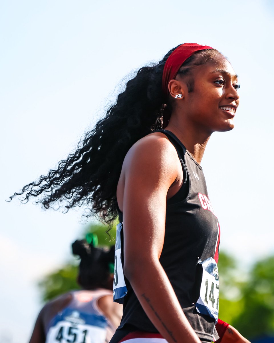 GamecockTrack's tweet photo. Joslyn earns an automatic spot in Saturday’s 100mH quarterfinals, finishing third in her heat after clocking 13.07 https://t.co/Te1Q25pERQ