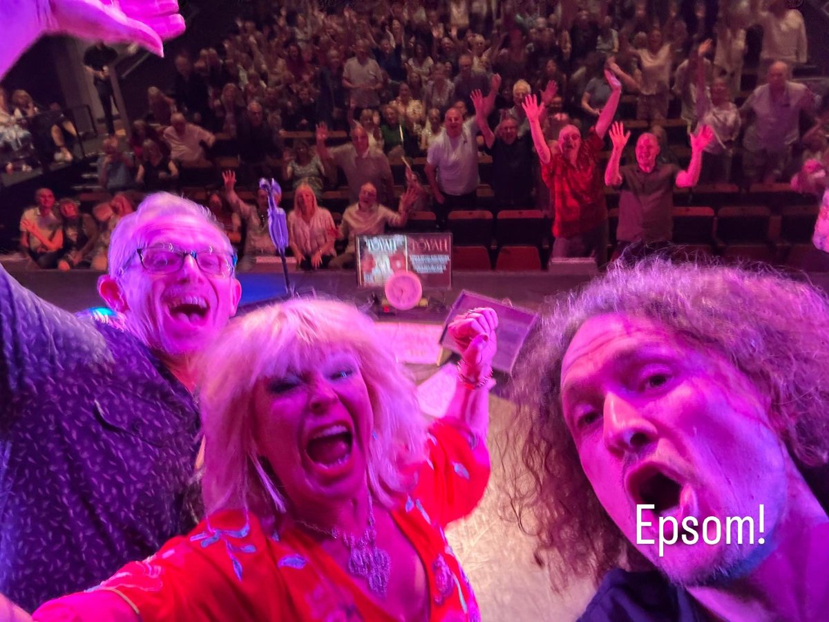 toyahofficial's tweet photo. Epsom, thanks for making us so welcome! We loved it! East Grinstead we are on our way! @awaywithmedia #songsandstories #toyah https://t.co/RHlLDFopcC