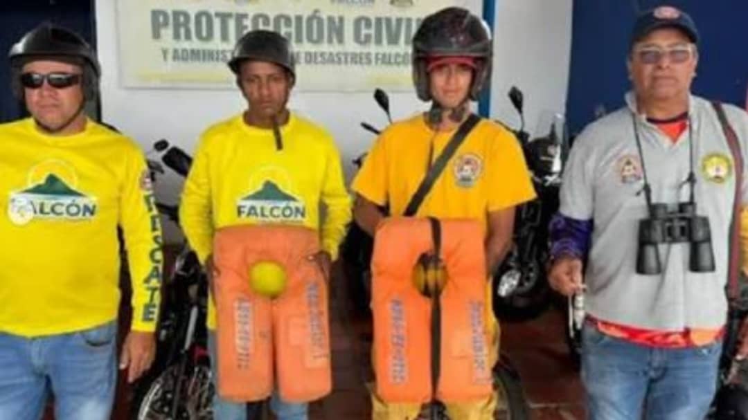 dulce_a's tweet photo. #Sucesos Encuentran evidencias del peñero Juan Junior desaparecido desde el pasado 14 de mayo en costas falconianas 
https://t.co/XxrAzt00tS https://t.co/gMVTDcLGaG