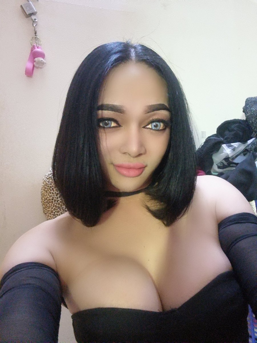 daeccu's tweet photo. ##Riyadh #ladyboy_saudi #ladyboy_riyadh #Riyadh https://t.co/c93pm3ViKm