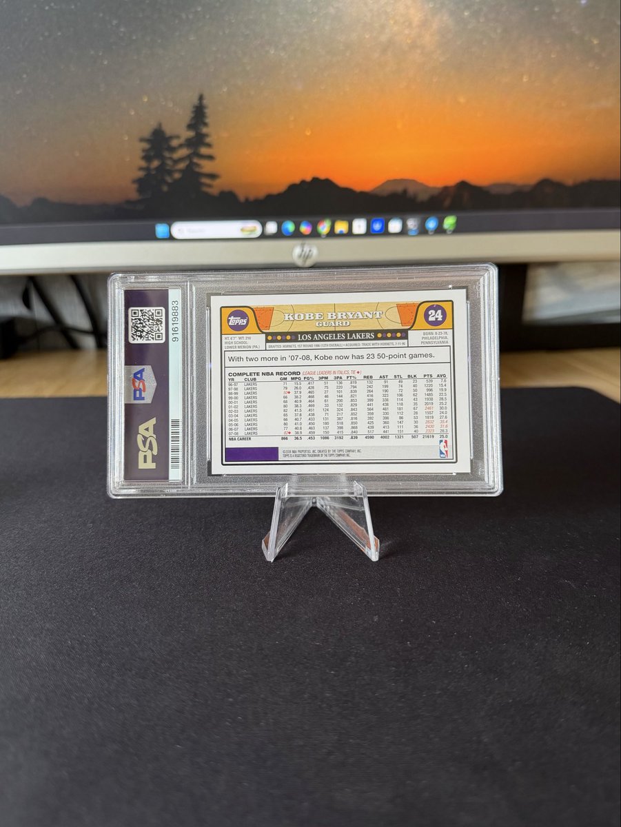 scottloft's tweet photo. Best on Best

Kobe Bryant

2008 Topps

PSA 9 https://t.co/J61xgKUzkR