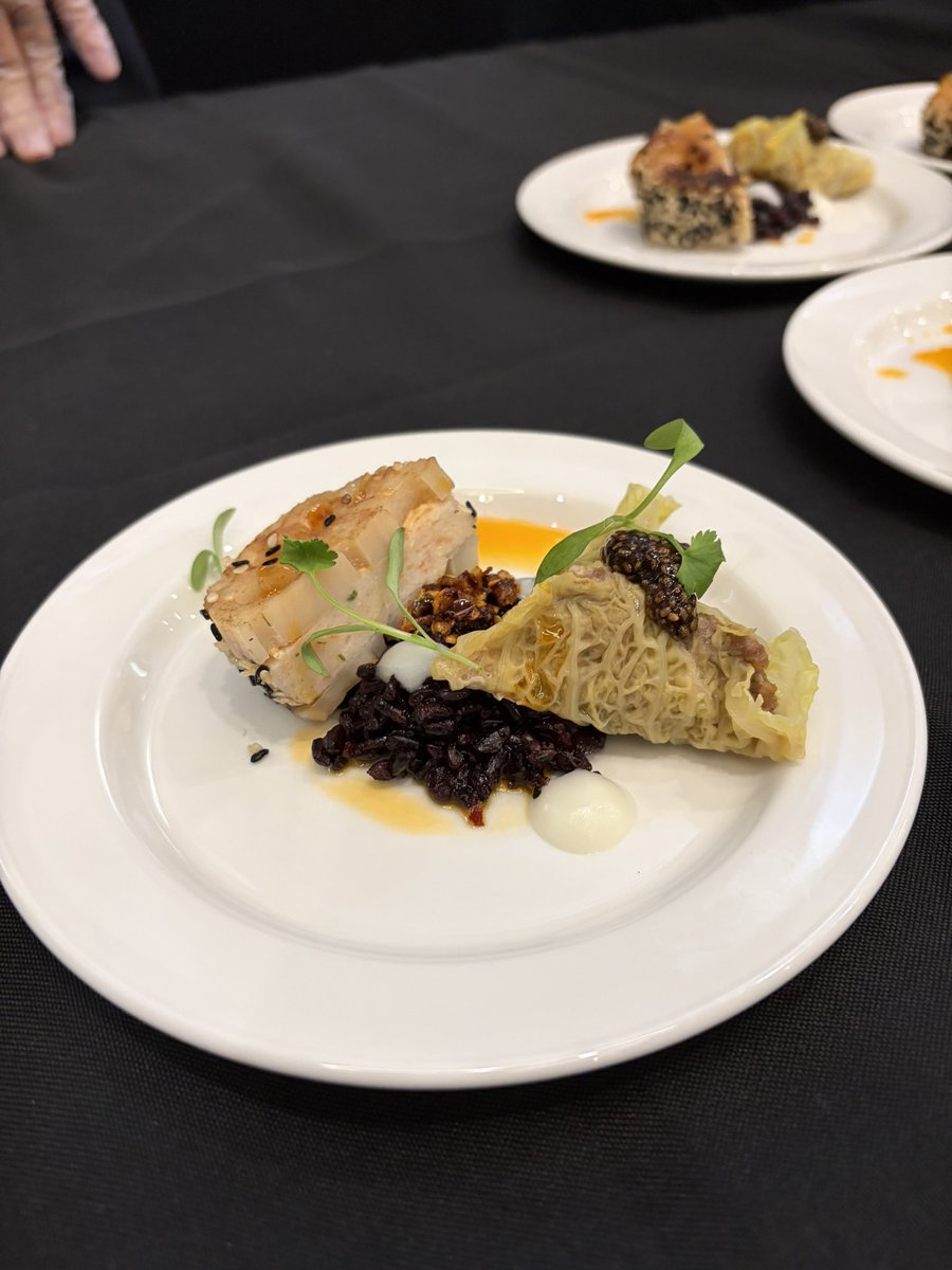 ONCornFedBeef's tweet photo. What a busy, incredible week at the Culinary Federation 2026 Conference! As Gold Partners, the Ontario Corn Fed Beef team loved connecting with chefs through premium food tastings, local farm tours, and a fantastic look at ag innovation at the Elora Research Station! 🌾🥩 #CF2026 https://t.co/EwzPBlYJkq