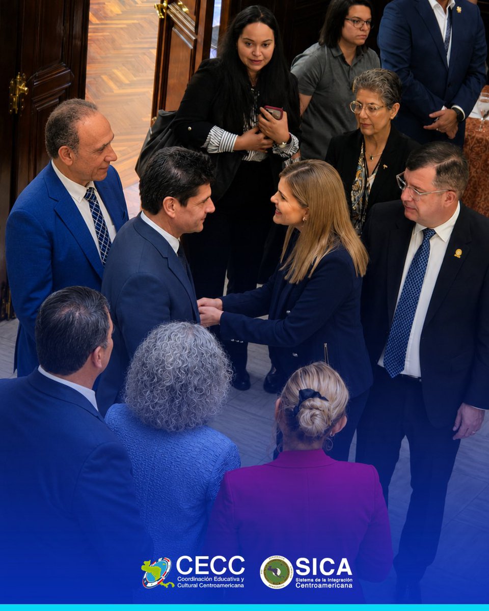 se_CECCSICA's tweet photo. La CECC/SICA tuvo el honor de participar en el desayuno-conferencia organizado por la Asociación de Diplomáticos de Costa Rica (ADICOR), realizado en el marco de su encuentro del mes de mayo, con la distinguida participación de la Presidente de Costa Rica. https://t.co/VnrgployIj