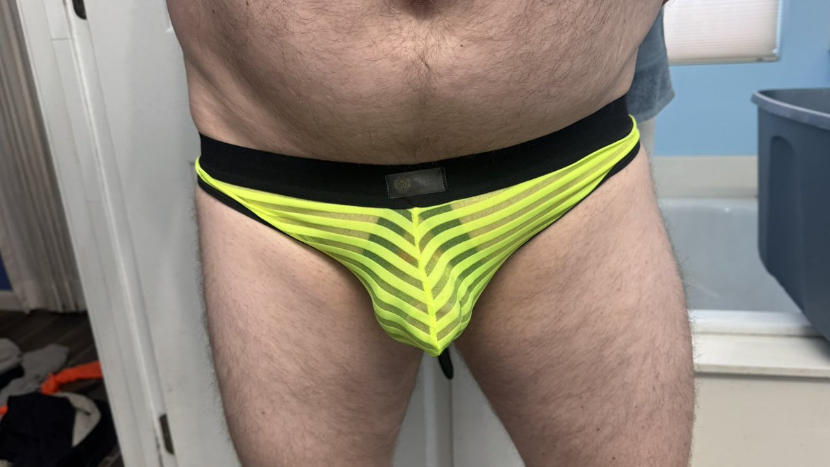 Beachfun16's tweet photo. @myunderweargasm https://t.co/fumGnlmT39