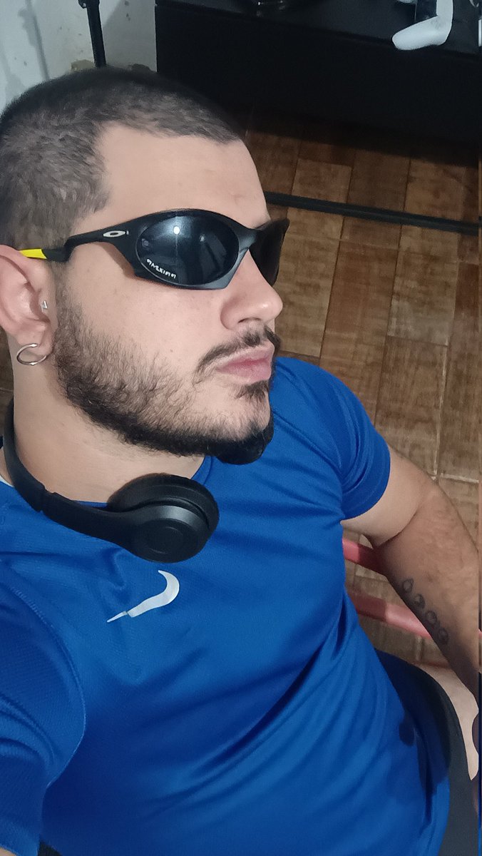 DiogoLRDS's tweet photo. Fiquei legal nessa foto👋🏻 https://t.co/gYbpRggyP7