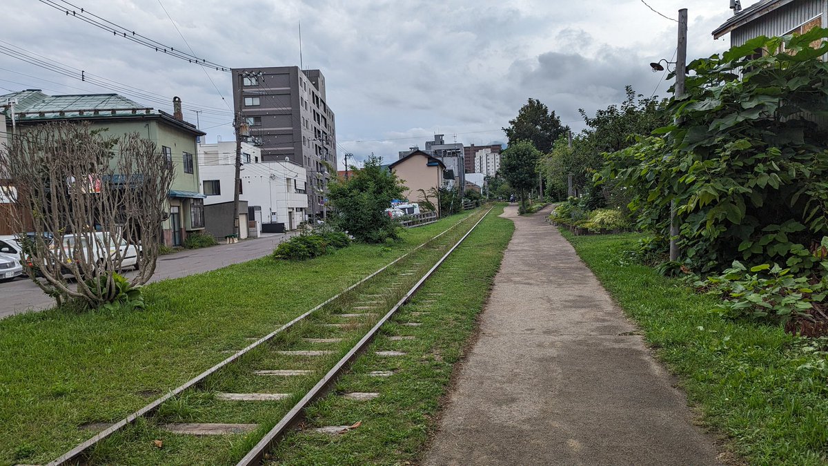 BranTravel's tweet photo. 妻と3泊4日の夏の北海道旅行✈️【過去旅】

3日目は札幌から電車に乗って、小樽まで行ってみた🚆

小樽運河沿いを歩いて散策するだけでも気持ち良いし、街の雰囲気が素敵すぎる✨

小樽駅の佇まいもいい感じですし、札幌に行ったら、ぜひ小樽までことりっぷを楽しんでほしいです😊 https://t.co/6EM8wgfg5O