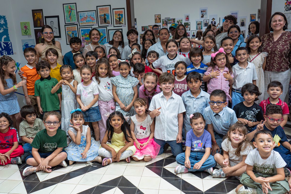 Ulibro's tweet photo. Te invitamos a visitar Magenta, una exposición donde el color, la creatividad y las historias cobran vida a través de cada obra. 🖼️🌿

📍Visítala en La Casona UNAB hasta el 12 de junio y déjate sorprender por una experiencia artística llena de talento y sensibilidad.

#Ulibro https://t.co/quXgmXqKlb