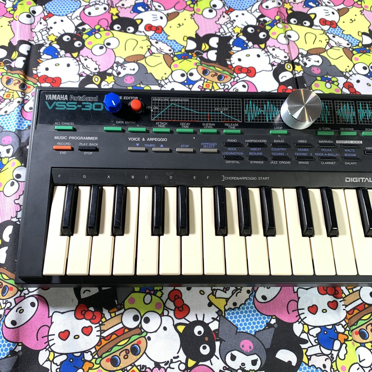 digdugDIY's tweet photo. coffee black and egg white 🍳
pull me out from inside…
@ https://t.co/8NoqyI45f7
🌊🎷🌝🎨🛼🍫
• MODDED YAMAHA VSS30
• MODDED KORG KP3
• MODDED PO33 KO!
• COSMIC GOSSIP STEREO
• EATS TAPES
• THE WEIGHT
• GLUE stereo
• BOOMBOX mkii
• MOONWALK SUPREME
• HEAVY IS THE HEAD https://t.co/WXPeXlwlJ1