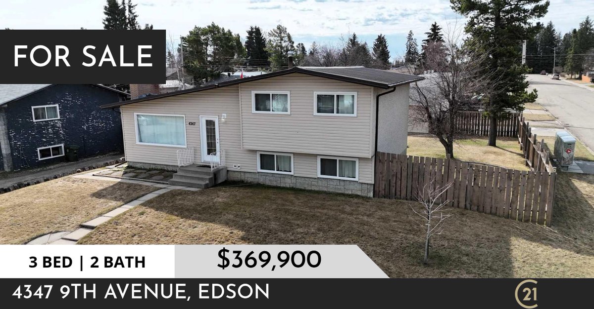 SharonHawboldt's tweet photo. This 3 bedroom home could be yours! Call me at (780) 712-9122 to schedule a showing.

Sharon Hawboldt
Associate Broker/ Owner/ Condo &amp; Property Manager
C: 780.712.9122
E: Sharon.hawboldt@century21.ca
#Sharon Hawboldt. Associate... https://t.co/wmRTMCUSy1 https://t.co/bAk2rvwbBv