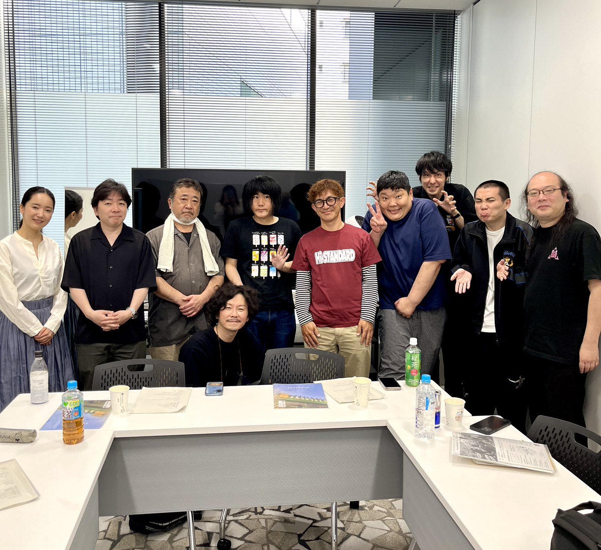 matsukura_za's tweet photo. ／
明日10:00‼️チケット一般発売です📣
＼

マツモト倶楽部座旗揚げ公演
『それでも笑わせる。』

🎫一般発売
5/30（土）10:00〜

Lコード：35807
https://t.co/BCPe5BuLMg

6/24（⽔） 19:30〜
6/25（⽊） 16:00〜 / 19:30〜
6/26（⾦） 15:00〜 / 19:00〜

#マツモトクラブ
#マツモト倶楽部座 https://t.co/wBSSOuD1VX