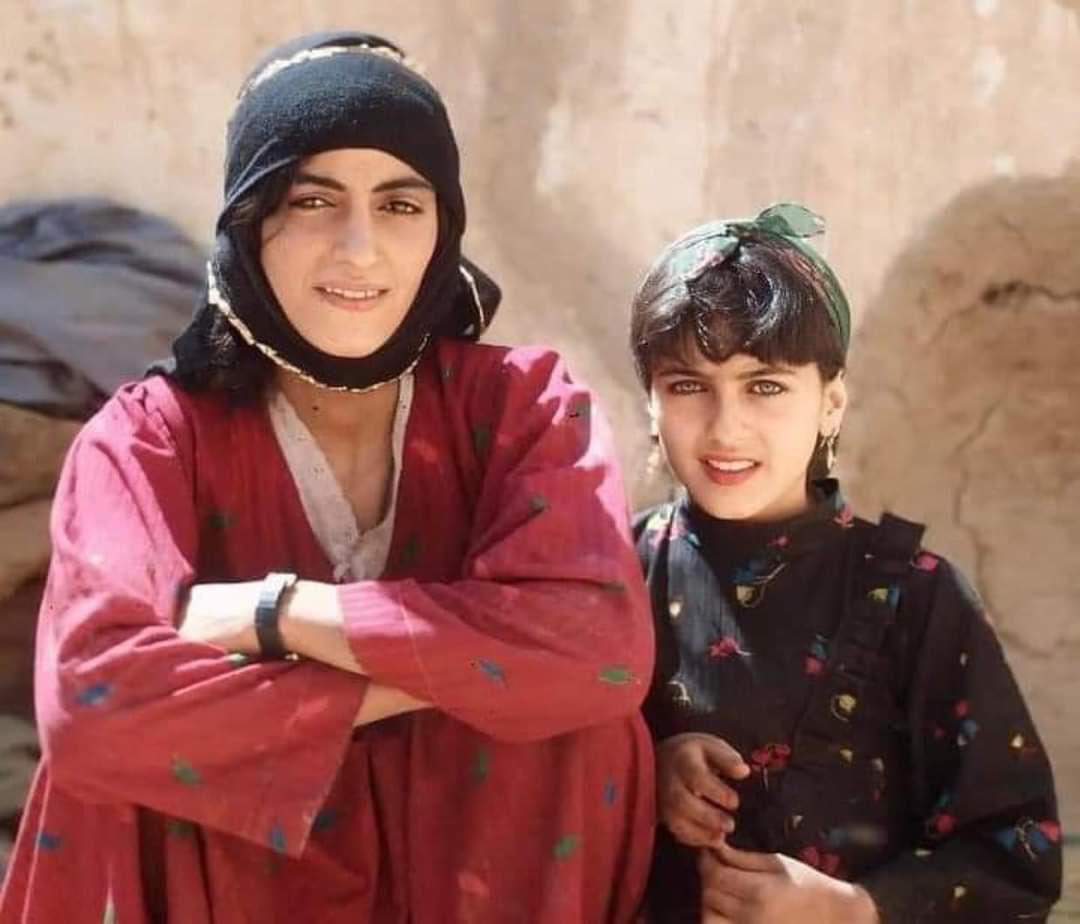 aseelswaid9's tweet photo. Yemeni Women in(1979 -1980- 1985 - 2008) https://t.co/5L4R7IDW0K
