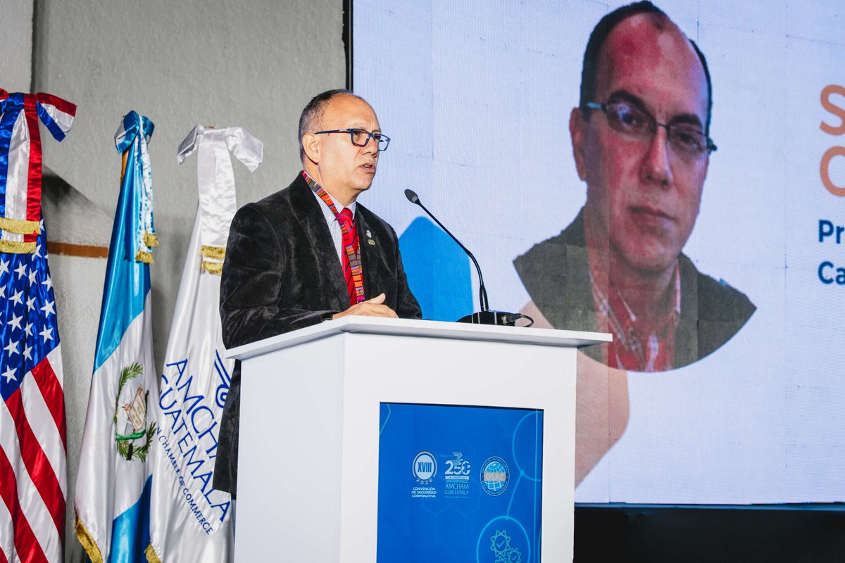 AmChamGT's tweet photo. Como parte de la XVIII Convención de Seguridad Corporativa 2026, la apertura protocolaria contó con la participación de Jorgan Andrews, Encargado de Negocios de la @usembassyguate; Timothy Dalton, Oficial Regional de Seguridad de la @usembassyguate; @WaleskaSterkel de Ortiz, Directora Ejecutiva de AmCham Guatemala; Servio Camey, Presidente de OSAC Capítulo Guatemala; y Claudia Eugenia Caballeros, Primera Subsecretaria General del @MPguatemala.

La participación de la Embajada de Estados Unidos en Guatemala fortalece el diálogo y la cooperación estratégica entre ambos países para promover entornos más seguros, resilientes y competitivos para la inversión y el desarrollo económico.

#ConvenciónDeSeguridad2026 #OSAC2026