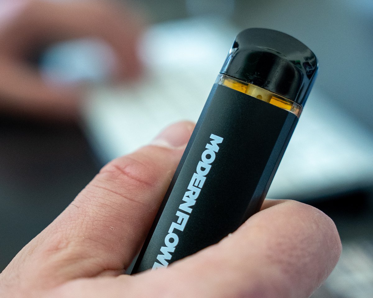 ModernFlower_'s tweet photo. Effortless, every time.😎 Got a favorite in the Mod Pod lineup? Tell us which one👇💚 https://t.co/B8YhDPVkde
