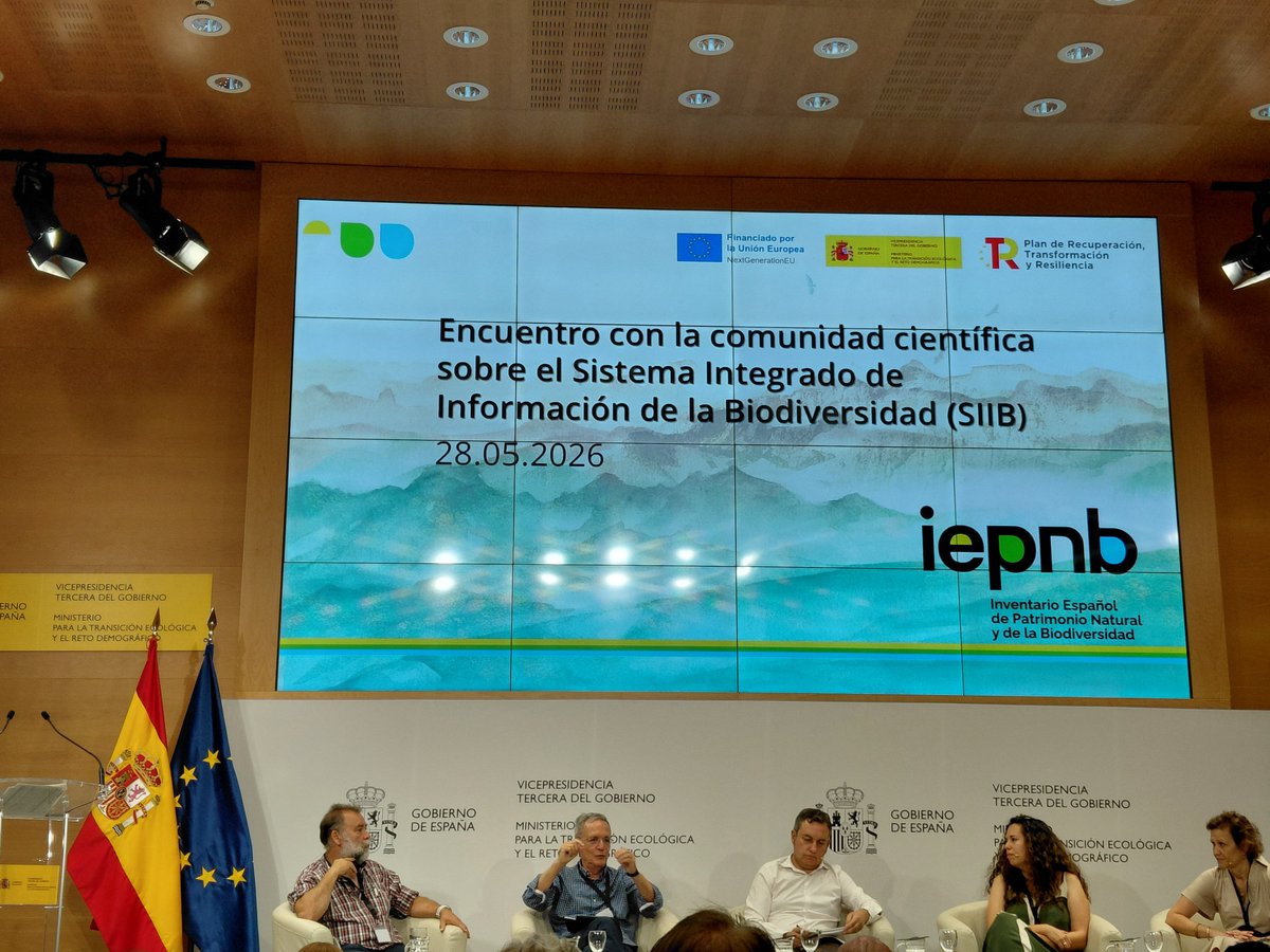 secforestales's tweet photo. Interesante Encuentro con la comunidad científica sobre el Sistema Integrado de Información de la Biodiversidad, organizado por @mitecogob 
Poniendo en valor la colaboración Administración - Comunidad científica.
Portal de Datos y Servicios del IEPNB https://t.co/yN9NXuphGl https://t.co/AzaYg4zJUC