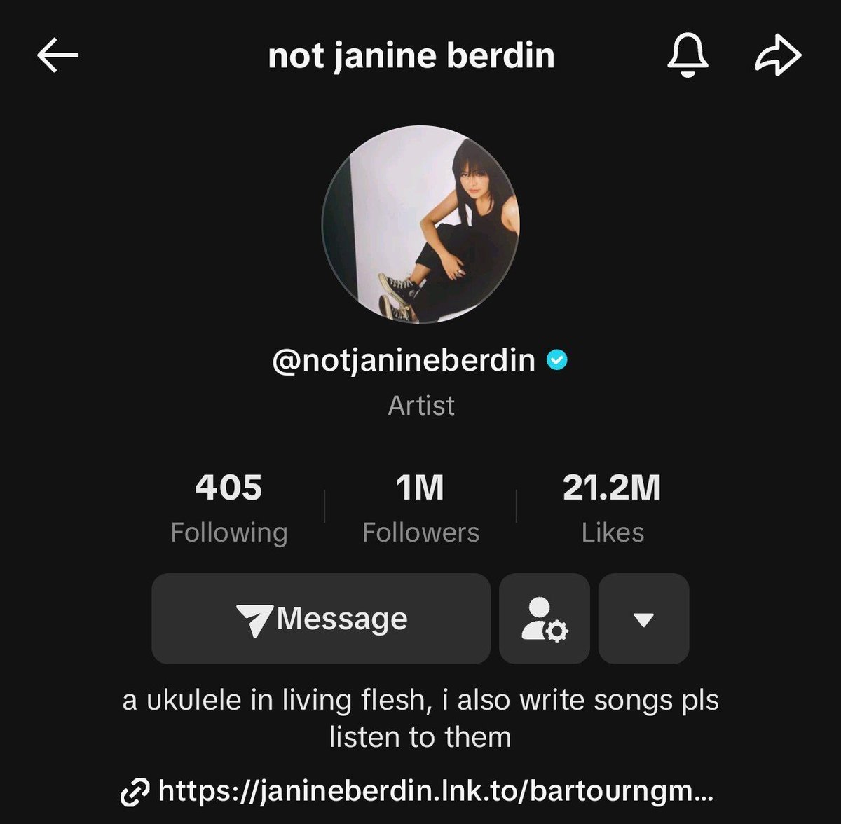 tellayiz17's tweet photo. Janine berdin (@janineOTOT) has reached 1M followers on tiktok 🔥 

https://t.co/oERcl4rlJA https://t.co/IMqA7i35jJ
