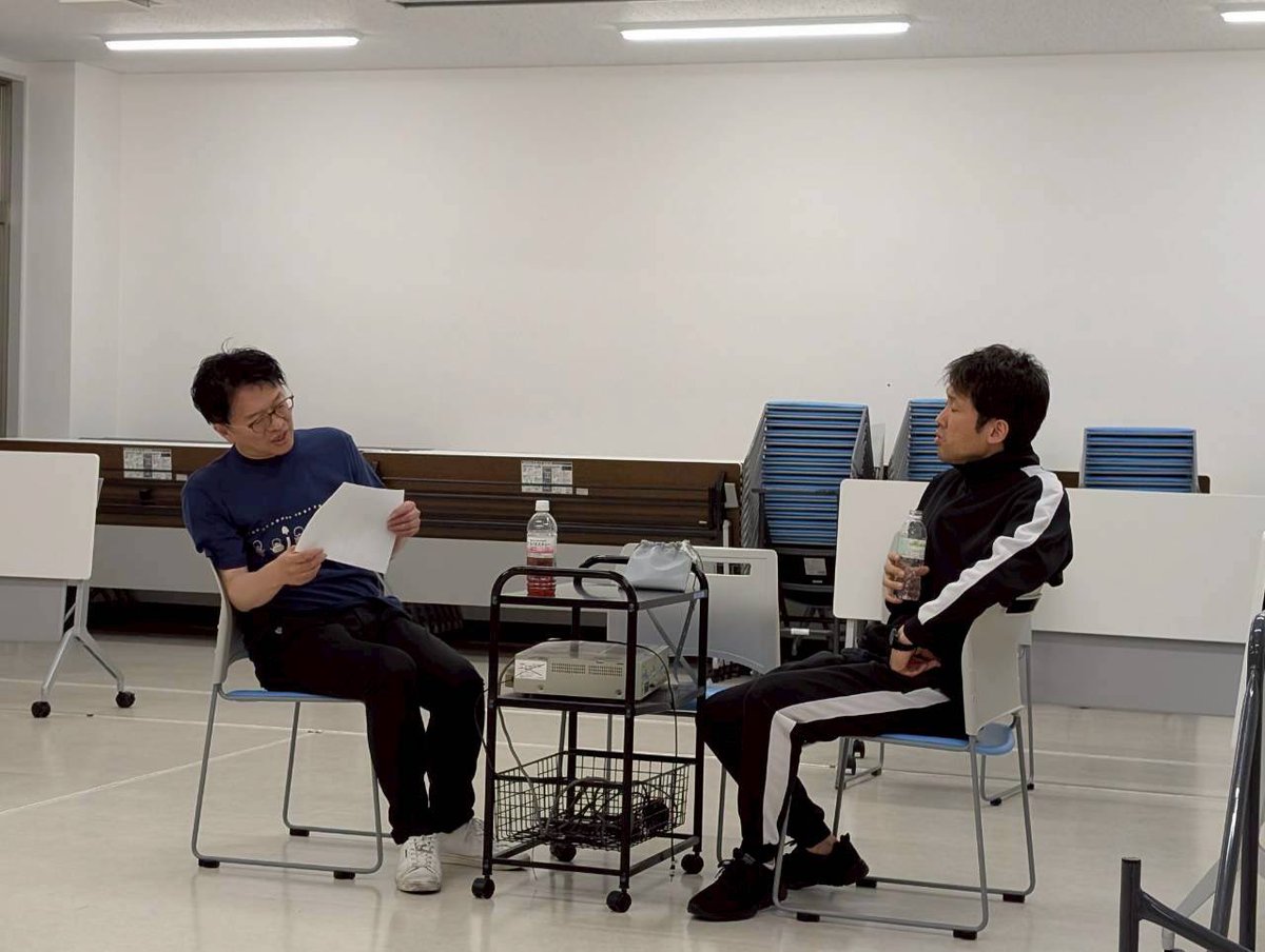 gekikon_scratch's tweet photo. #すくらっちながれ星 
稽古が順調に進行しております
それぞれの人物の関係性を考慮しながら、細かく演出をつけていきます
まだ掘り下げの甘い部分がありますが、それは伸び代があるということ
さらなるブラッシュアップをしてまいります！

ご予約🎫
https://t.co/GFyxUeUorv https://t.co/9a80FuaESY