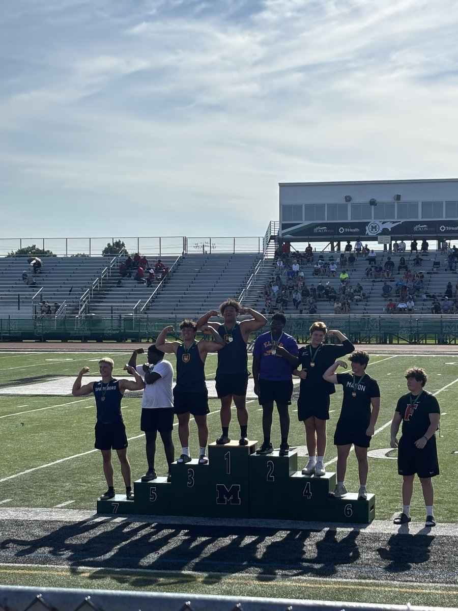 CMatthews_88's tweet photo. Placed first🥇at super regionals today for discus. Punch my ticket to the state championship for division one discus.@TonyAcito @MoellerTrack @CoachFrankRusso @JayHuelsman https://t.co/WeEy3uoIli