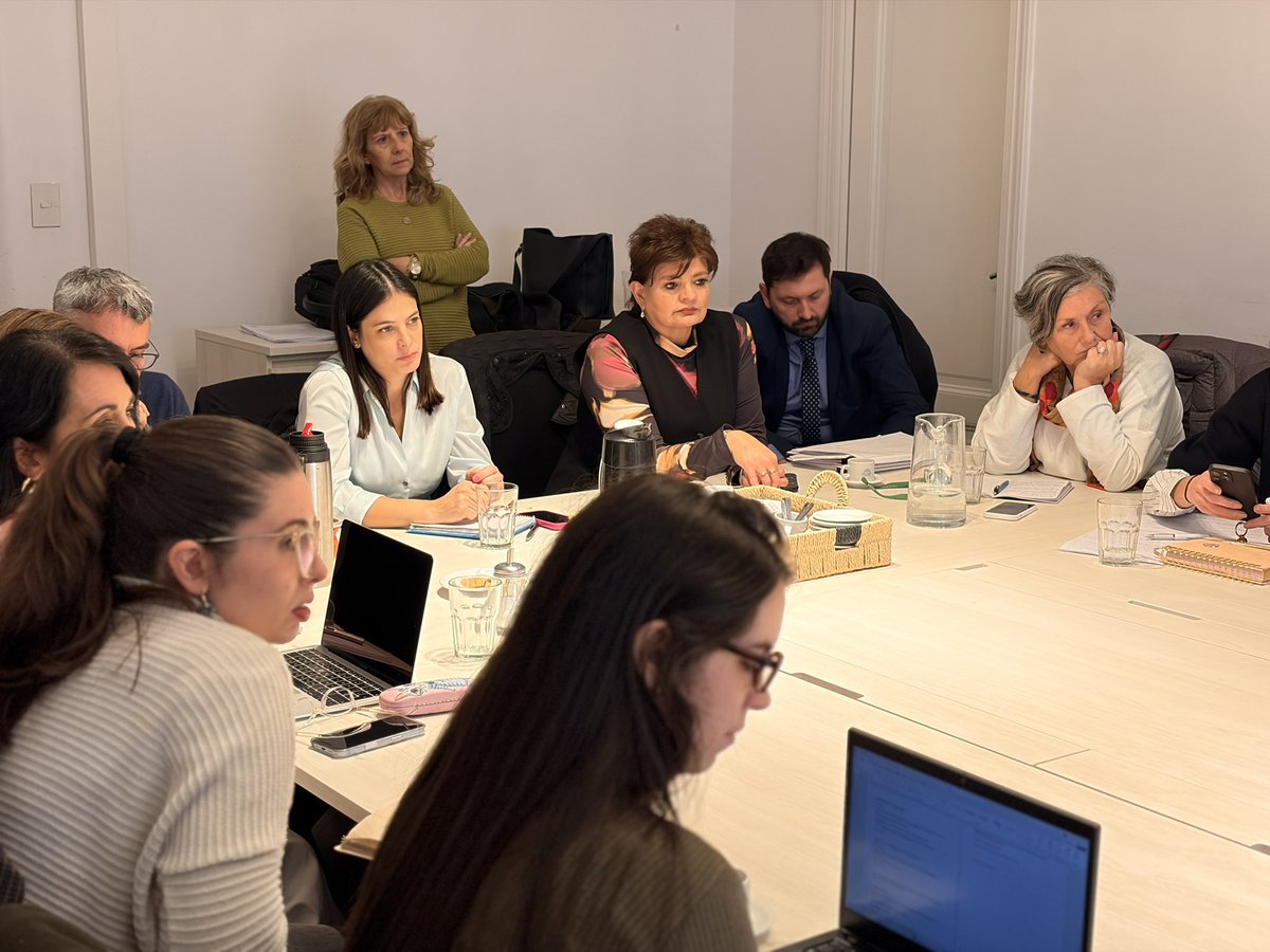 marielacoletta's tweet photo. También nos reunimos en esta línea con ONU Mujeres, CELS, La Casa del Encuentro, Fundación Mujeres por la Igualdad, UFEM y más representantes de la sociedad civil. El mensaje es uno: no se retrocede en los derechos de las víctimas. https://t.co/klHYoxj1A5