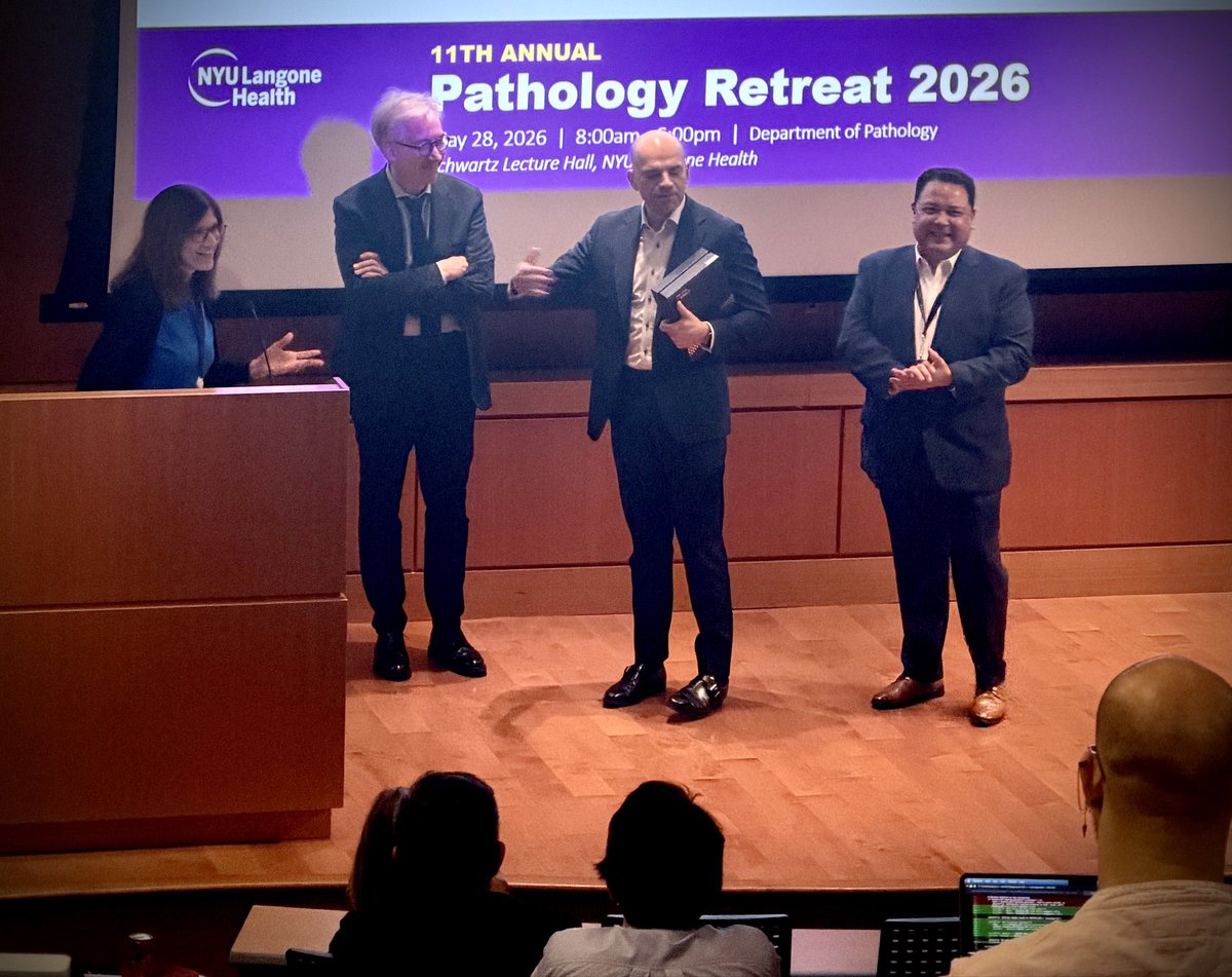 01sth02's tweet photo. my favourite Pathology leadership!

closing our annual Pathology
Retreat; many great talks, really
nice discussions—for the 11th year
and a tradition I hope will continue! 

Drs Cangiarella &amp; Feske honoring
our great Dr Aifantis with Mario! 

#pathX https://t.co/MTqGCnWew5