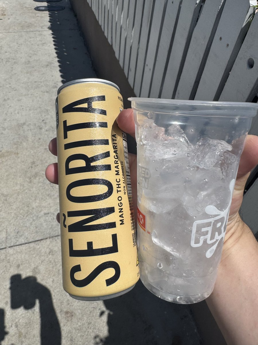 NathnHall's tweet photo. @Bkov9 Best flavor in the game 🥭🔥 
(holding a fat stack of $RYM as well) https://t.co/2NGAh0r9ZQ