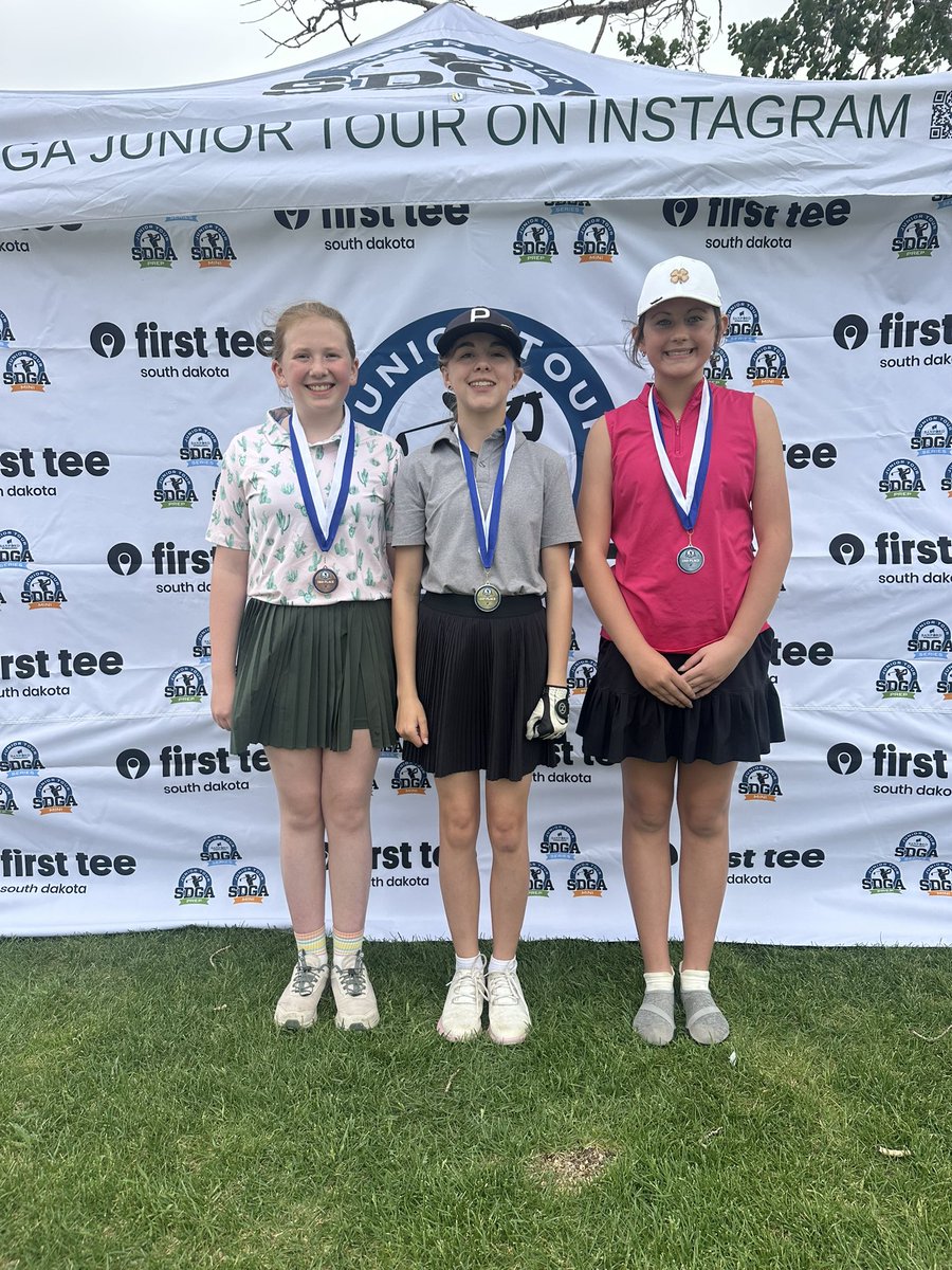 SDGAjunior's tweet photo. Here are our medalists from today at The Golf Club at Red Rock. Full results on Golf Genius with the GGID: JT26REDROCK

12-13 Girls:
1st - Ella Pfost 
2nd - Sophie Wilson
3rd - Lara Sage 

12-13 Boys:
1st - Finley Templeton 
2nd - Jax Habeck
3rd - Kaden Kjerstad https://t.co/DjW0MyJolA