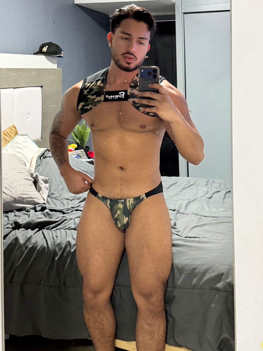 alexvrose16's tweet photo. Síganme en Instagram : alexvrose https://t.co/HNvQ9U5Odp