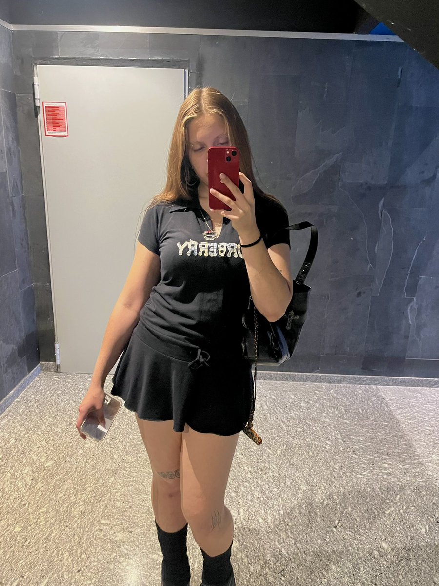 andrea🕷 tweet media