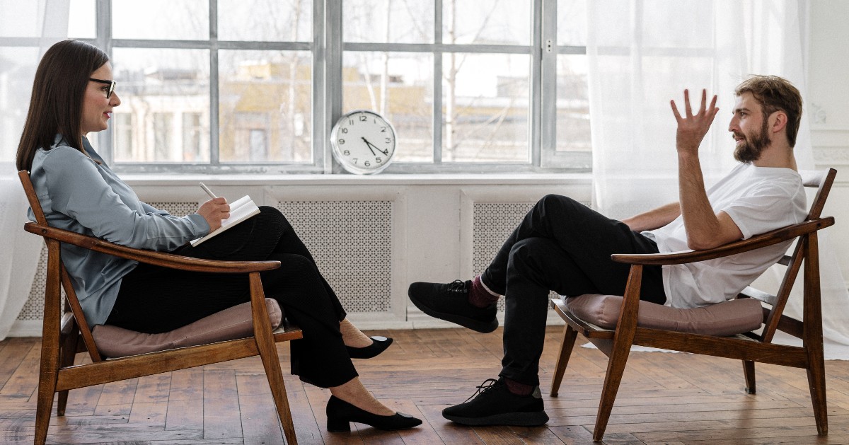 LGProVic's tweet photo. Every difficult conversation is easier with a clear negotiation approach. 💬

Negotiating with Confidence for Non-HR People helps managers build practical negotiation skills they can apply in real workplace conversations.

Register for 12 June: https://t.co/clzt6icKjA https://t.co/LIQPM1PHOv