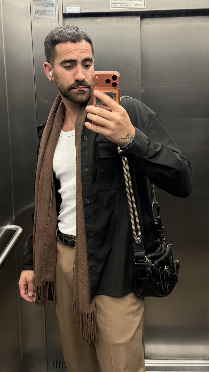 ale tweet media