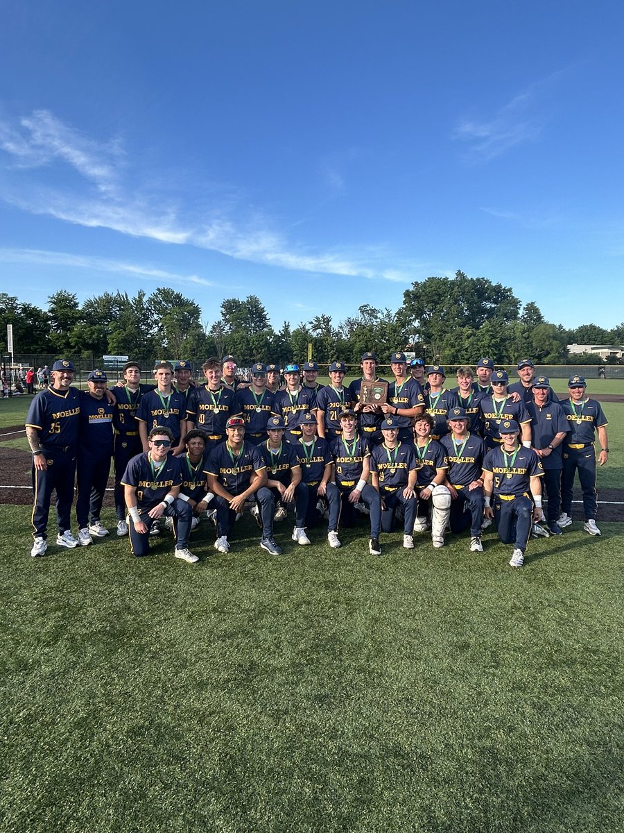 BigMoeBaseball's tweet photo. 2026 OHSAA District Champions. 🔥

5-2 W over #18 Little Miami. #GoBigMoe https://t.co/czY73QDXvV