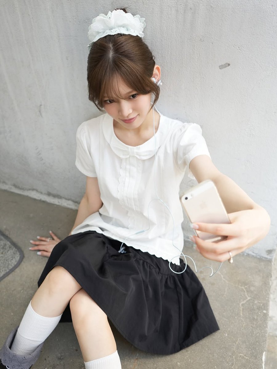 KOEUNLOOKS's tweet photo. https://t.co/PdliZ9jV4Q