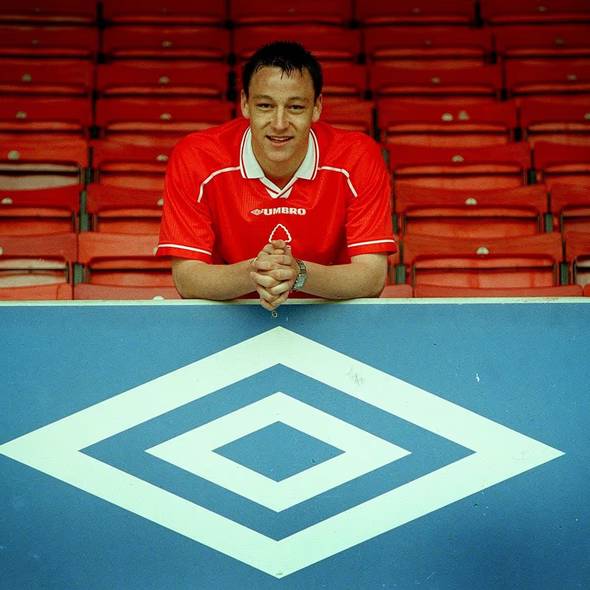 ExtremeFootbal4's tweet photo. Is this the greatest player to ever play for Nottingham Forest??? https://t.co/rAZAtktDeq