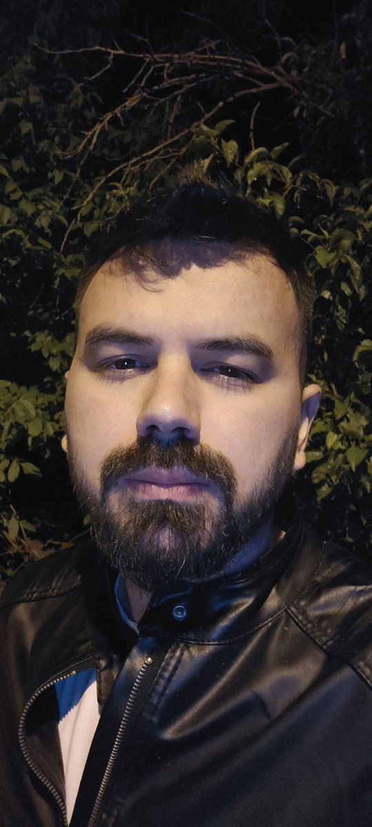 Kim Bu Semih? 🦉 tweet media