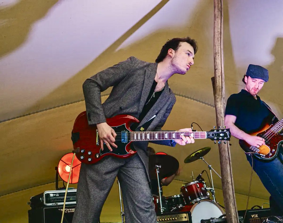 Malcomband's tweet photo. Throwback to last week when we kicked off festival season in the sun at @probchildfest!

Bring on more sun soaked stages ☀️ 

#indierock #newband https://t.co/wQjlxnc7uN