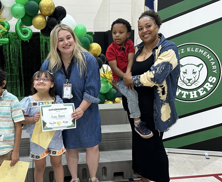 SchertzES's tweet photo. What a fantastic way to wrap up an incredible school year... celebrating all of our Panthers! So proud of all our students for their hard work, growth, and accomplishments this year. Here’s to a fun and well-deserved summer break! ☀️ https://t.co/mQ4FpLm2L3