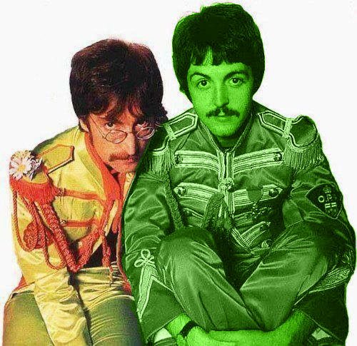 rilerj3's tweet photo. John Lennon and Purple Ringo (1967) https://t.co/yIW4KleEXf