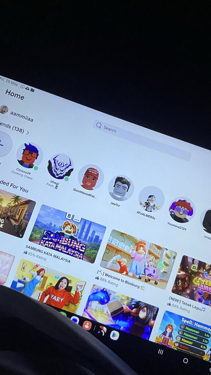 ppopppyyoo's tweet photo. akulah bocil roblox itu 🙆🏻🙆🏻🧏🏻‍♀️🧏🏻‍♀️ https://t.co/cb2rvWFZZn