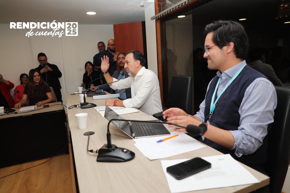 QuitoComercio's tweet photo. ✅ #RendiciónDeCuentas2025 | Construimos un espacio de diálogo ciudadano sobre comercio, emprendimiento y oportunidades para quienes mueven la economía de Quito todos los días. https://t.co/5UbGSZfyJ4