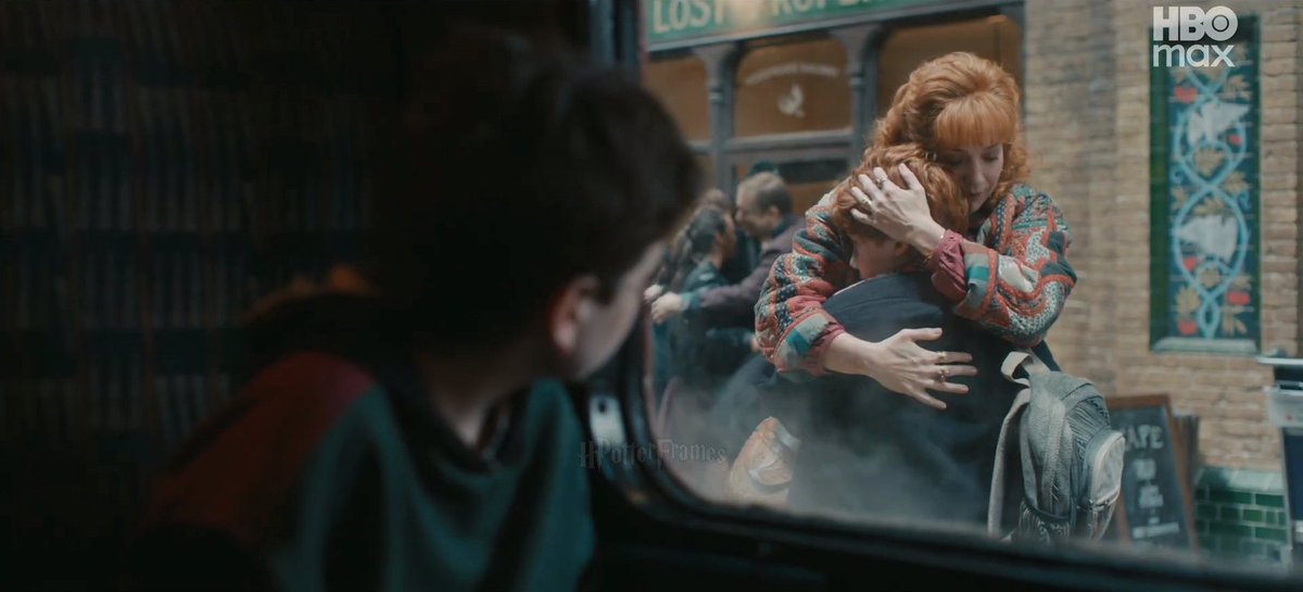 Every Harry Potter & Wizarding World Frame tweet media