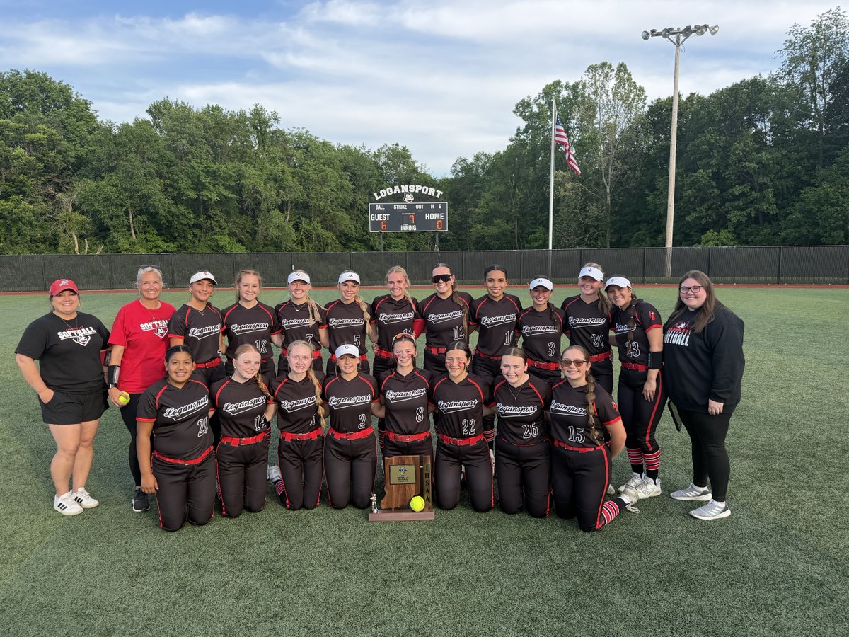 Berry_Athletics's tweet photo. 2026 sectional champs. 6-0 over West Lafayette. https://t.co/pchqG3aoxu