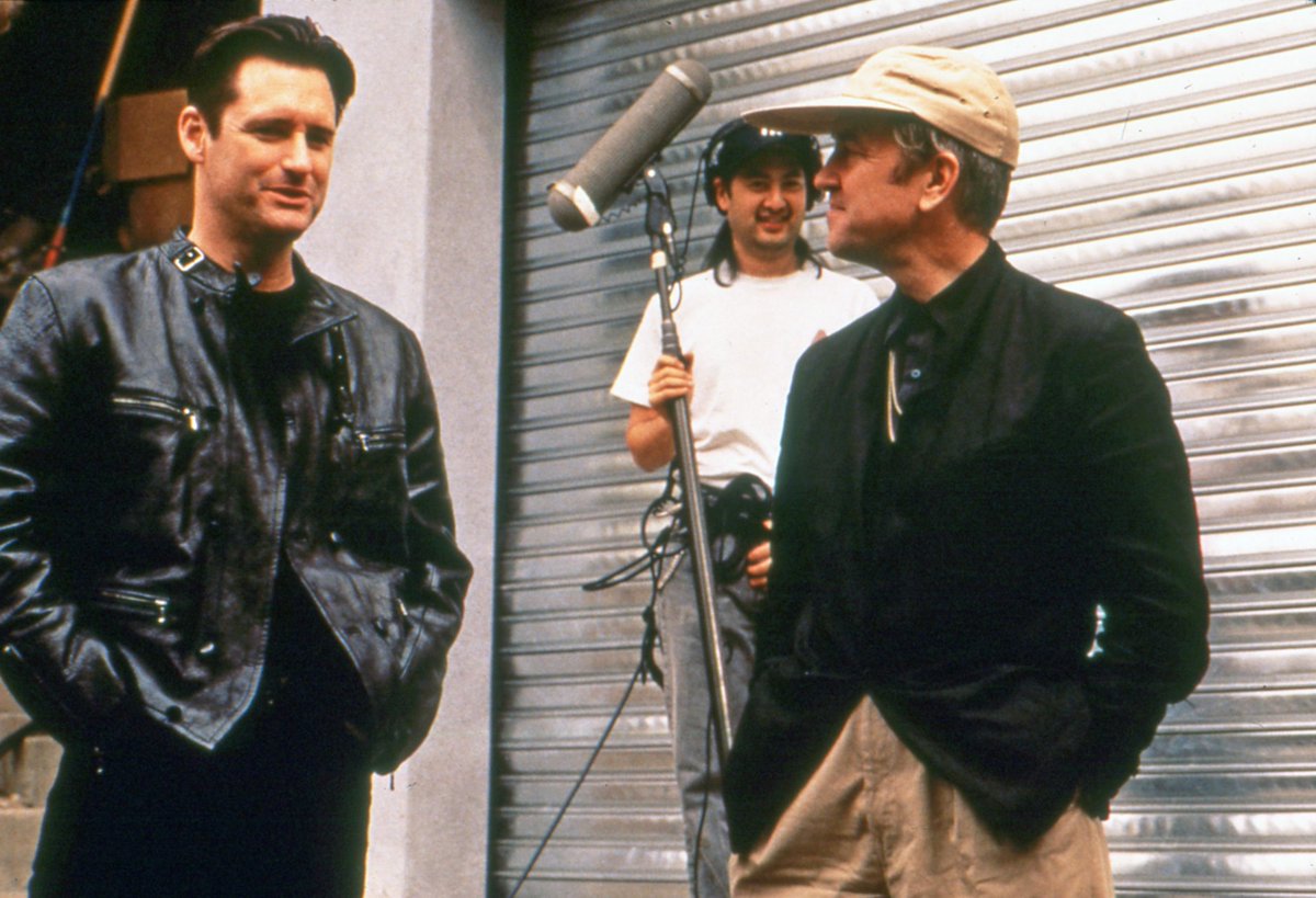 BlackLCult's tweet photo. Bill Pullman and David Lynch on the set of "LOST HIGHWAY" https://t.co/GNk2Z6LrdG