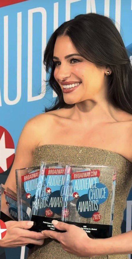 Central Lea Michele tweet media